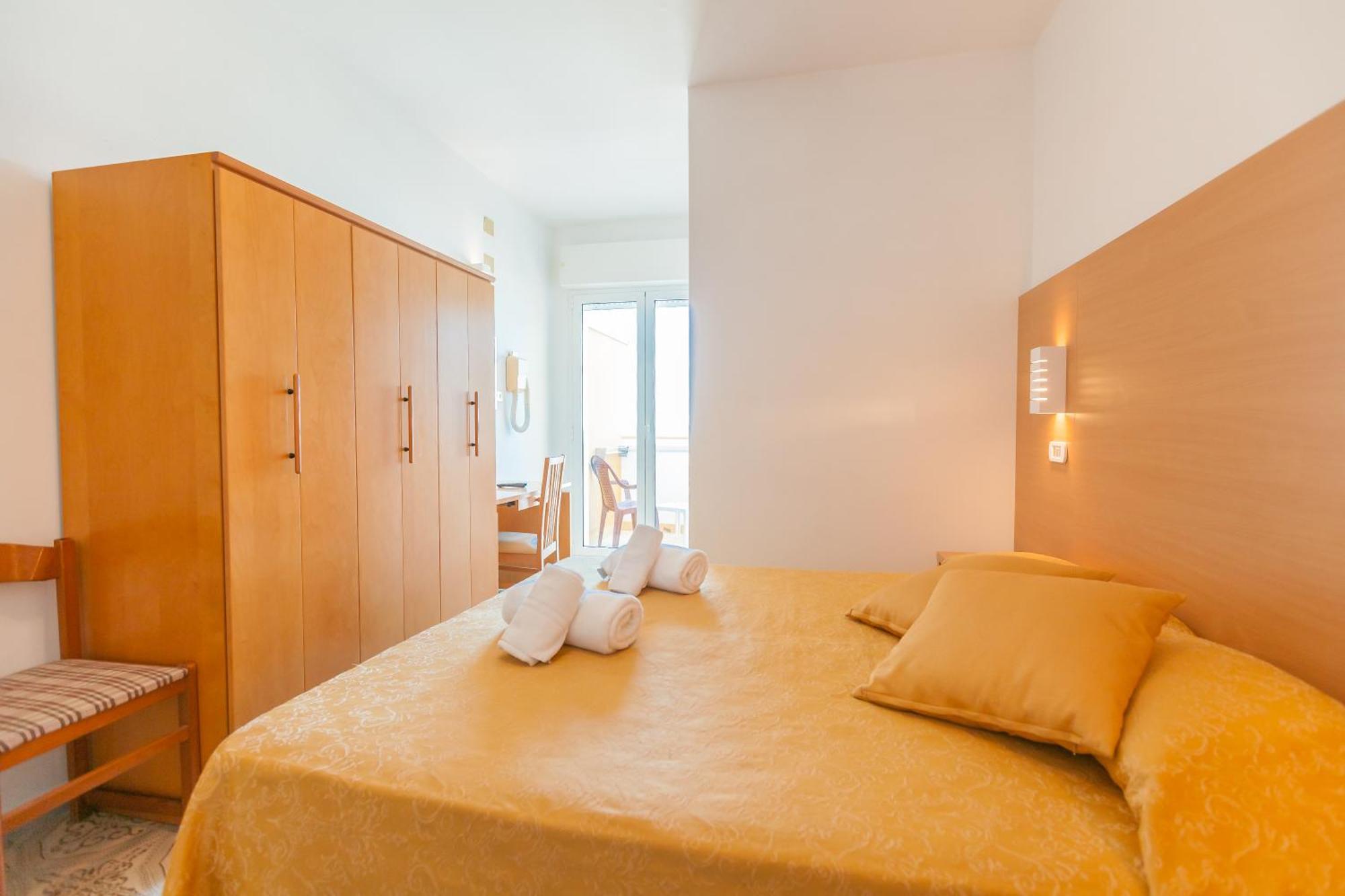 ריצ'יונה Hotel Patrizia מראה חיצוני תמונה